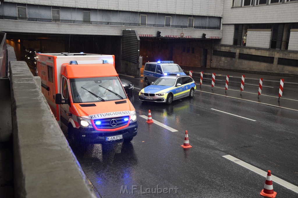 VU Koeln Nord Sued Fahrt Offenbachplatz P110.JPG - Miklos Laubert